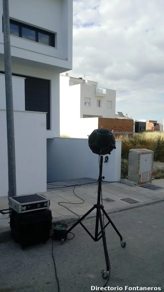 Ferroluz, Ingeniería y Acústica