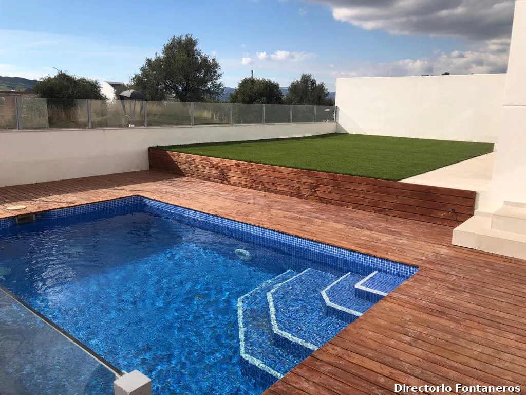 ALMATERRA SERVICIOS INTEGRALES, S.L. Fontanero