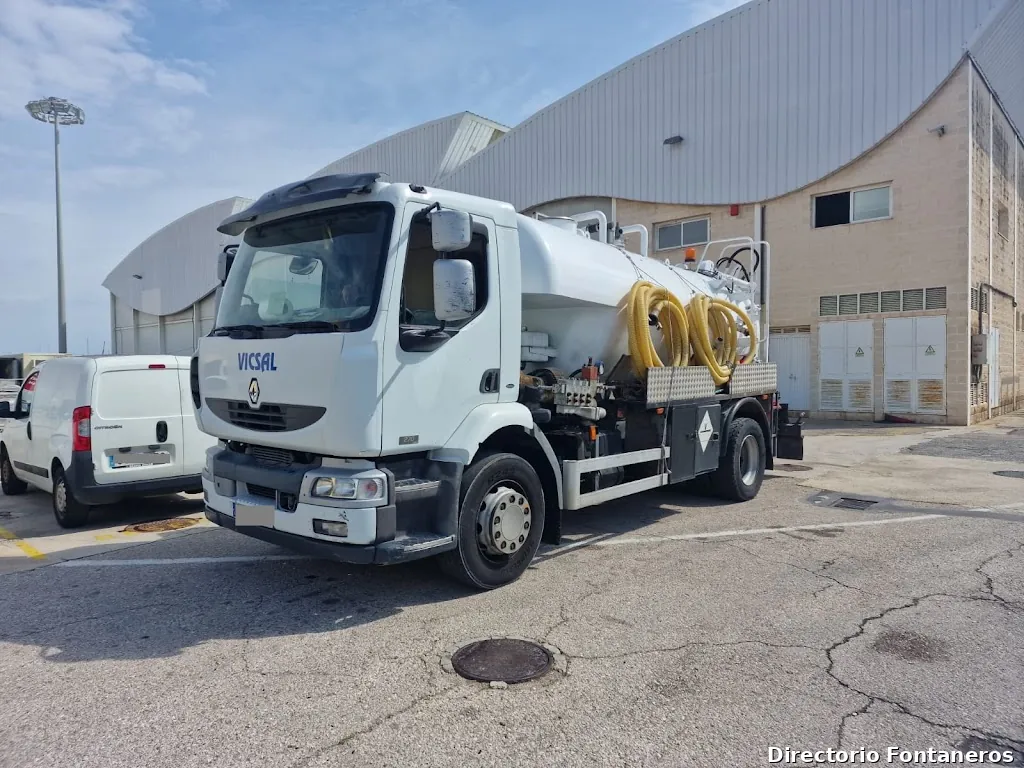 Desatascos de tuberías y vaciado de fosas Vicsal