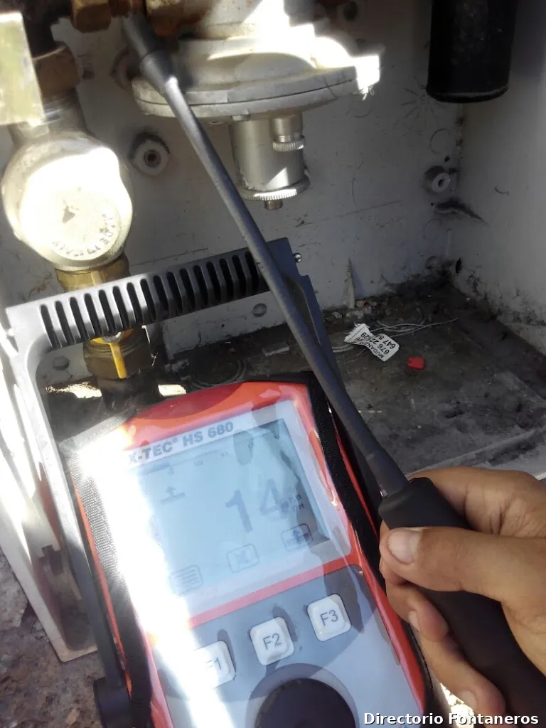 DETECTAFUGA DE AGUA Y GAS