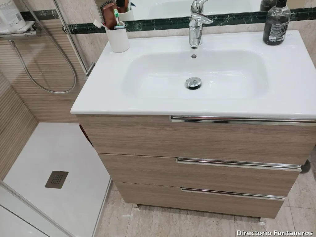 Soluciones Fontanería y Albañilería - 24 Horas Urgencias Madrid