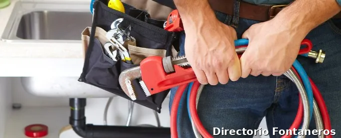 Fontanero Benalmádena 👩‍🔧 Plumber | Calentadores, termos y descalcificación de tuberías
