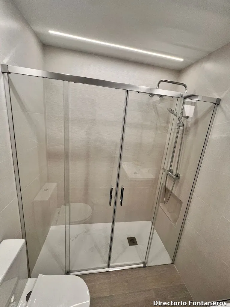 Duchamás cambio de bañera por duchas y reformas de baños