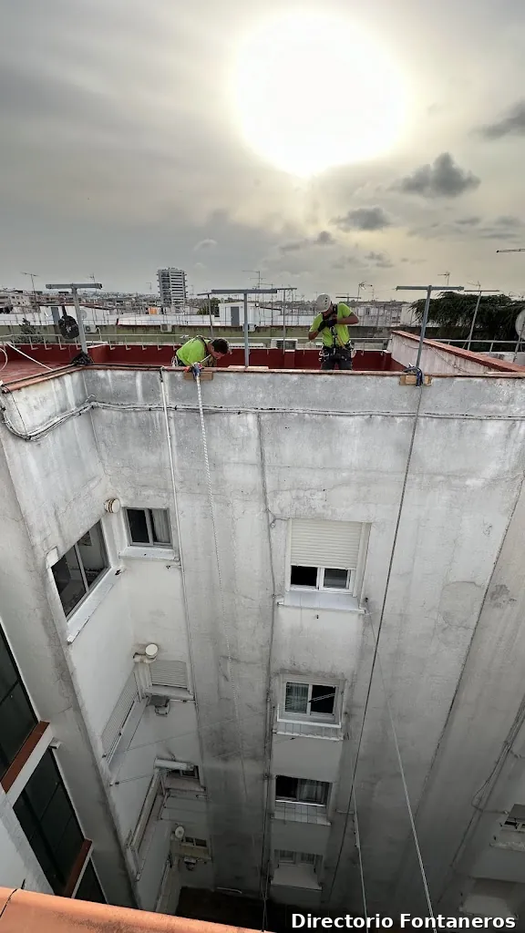 Multiservicios Salmoral Trabajos Verticales