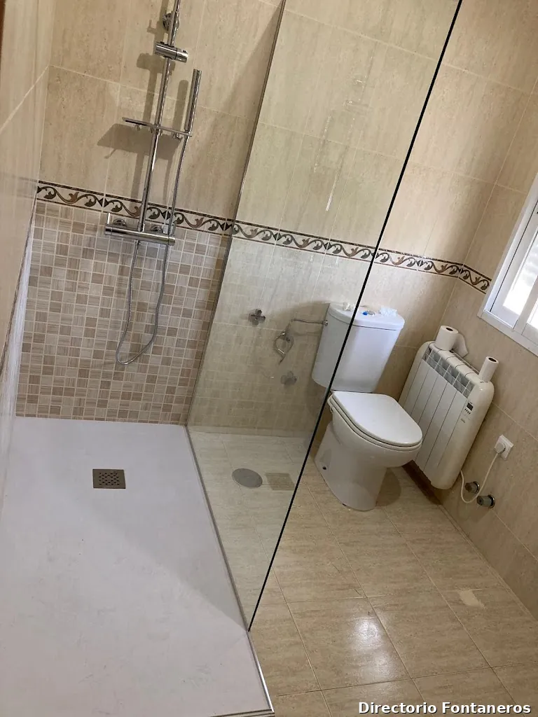 Instalaciones y Servicios. González y Araque.