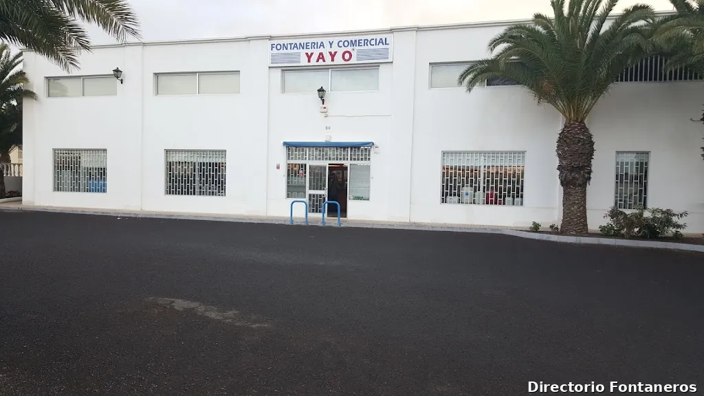 Fontanería y Comercial Yayo (Central)